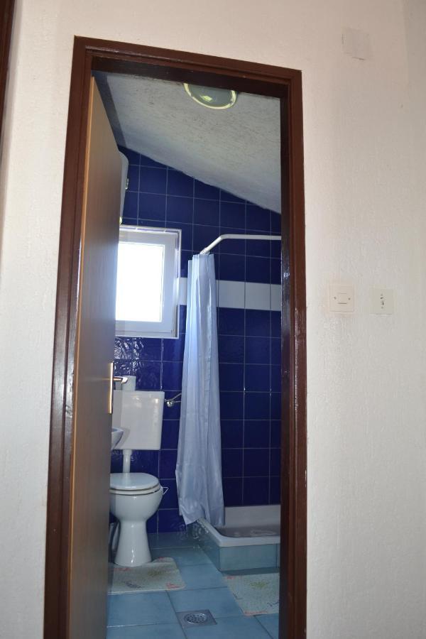 Appartement Lopar 386 Ruza I Josip Piculjan Extérieur photo